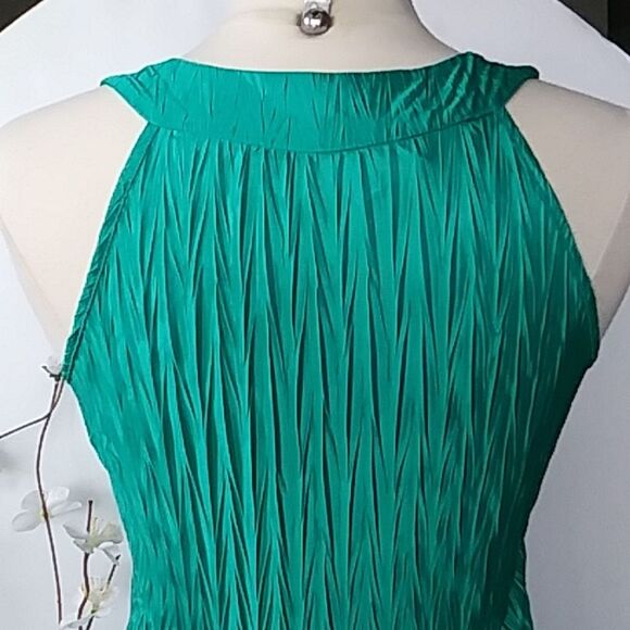 Top Studded Mesh Sleeveless Shiny Stretchy Kelly Green Black Retro Space… - Picture 9 of 11